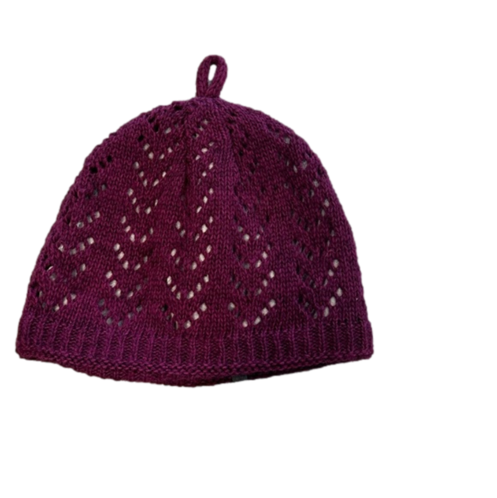 Garneau Celest Beanie in Magenta, NWT